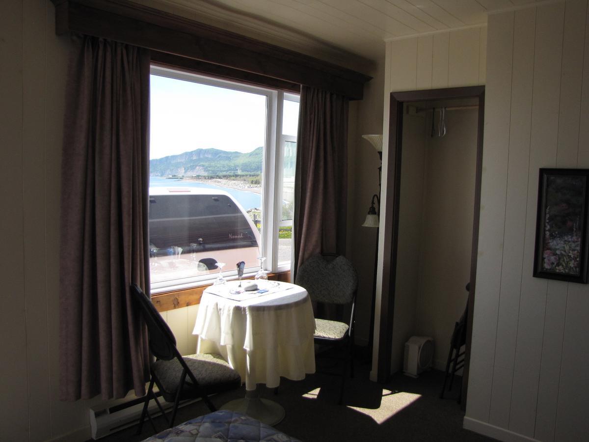 Motel Du Haut Phare Cap-des-Rosiers Szoba fotó