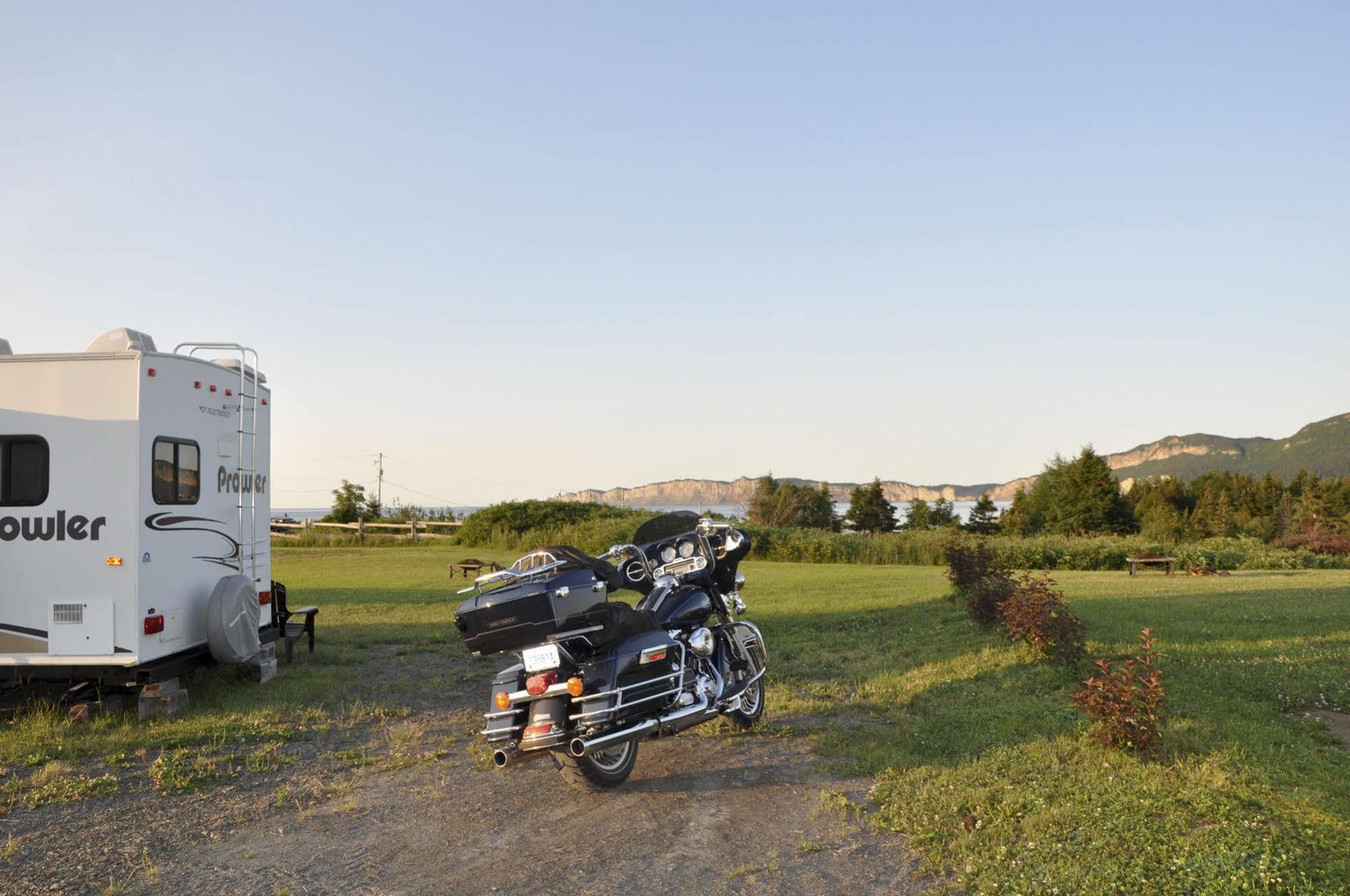 Motel Du Haut Phare Cap-des-Rosiers Kültér fotó